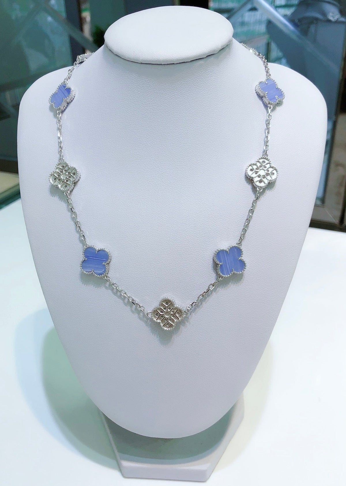 [Spark]CLOVER 10 MOTIFS CHALCEDONY DIAMONDS SILVER NECKLACE